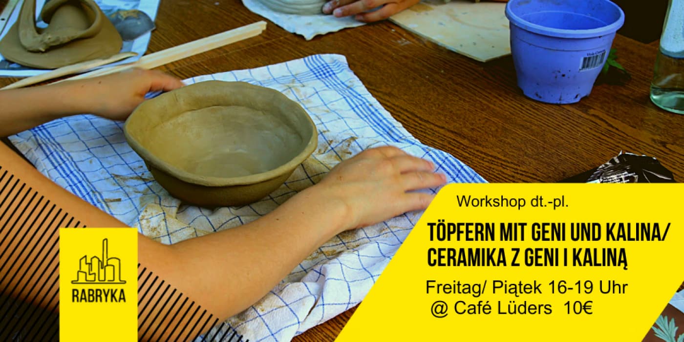 Hands shaping a clay bowl on a wooden table with a yellow promotional overlay.