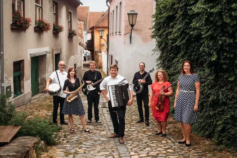 Meckie Messer Klezmer Band