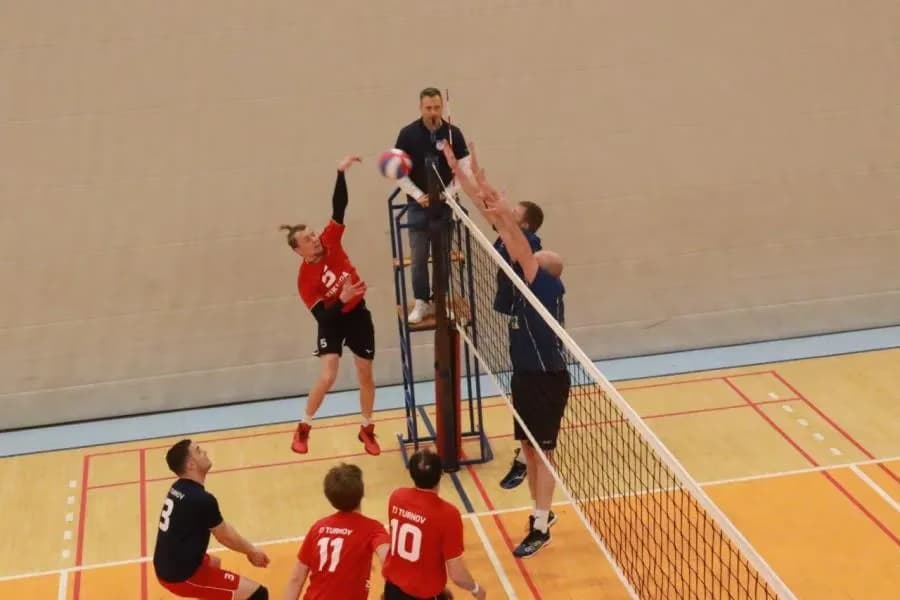 Volejbalový zápas TJ Bižuterie U22M - Malá Skála