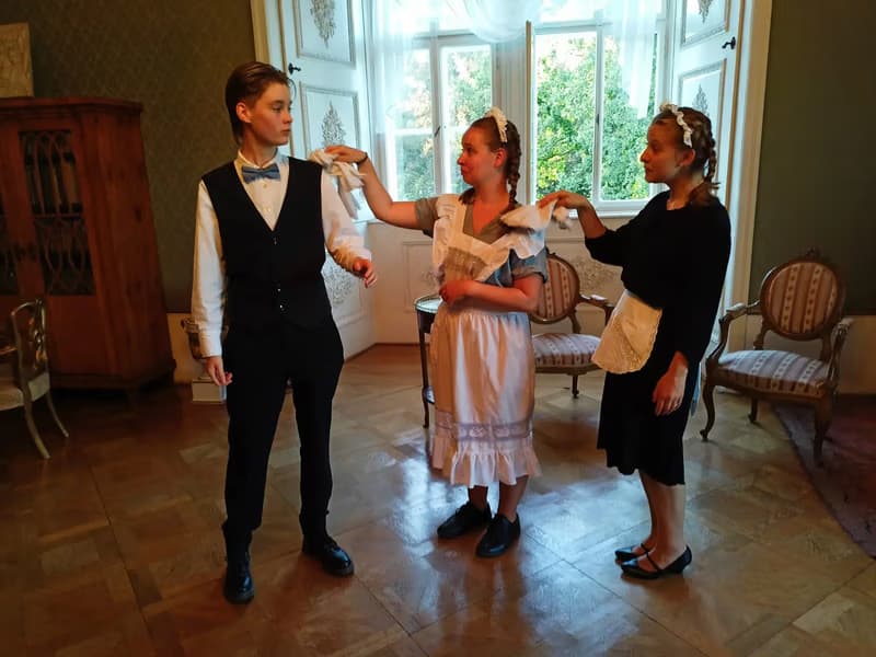 Evening guided tours