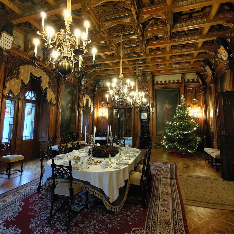 Christmas Tours of Sychrov Chateau