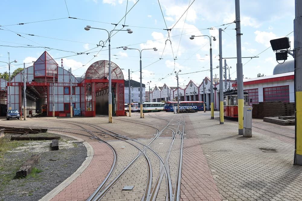 Den otevřených dveří DPMLJ