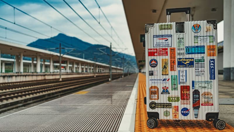 SPEZIFISCHE FORMEN DES TOURISMUS II.