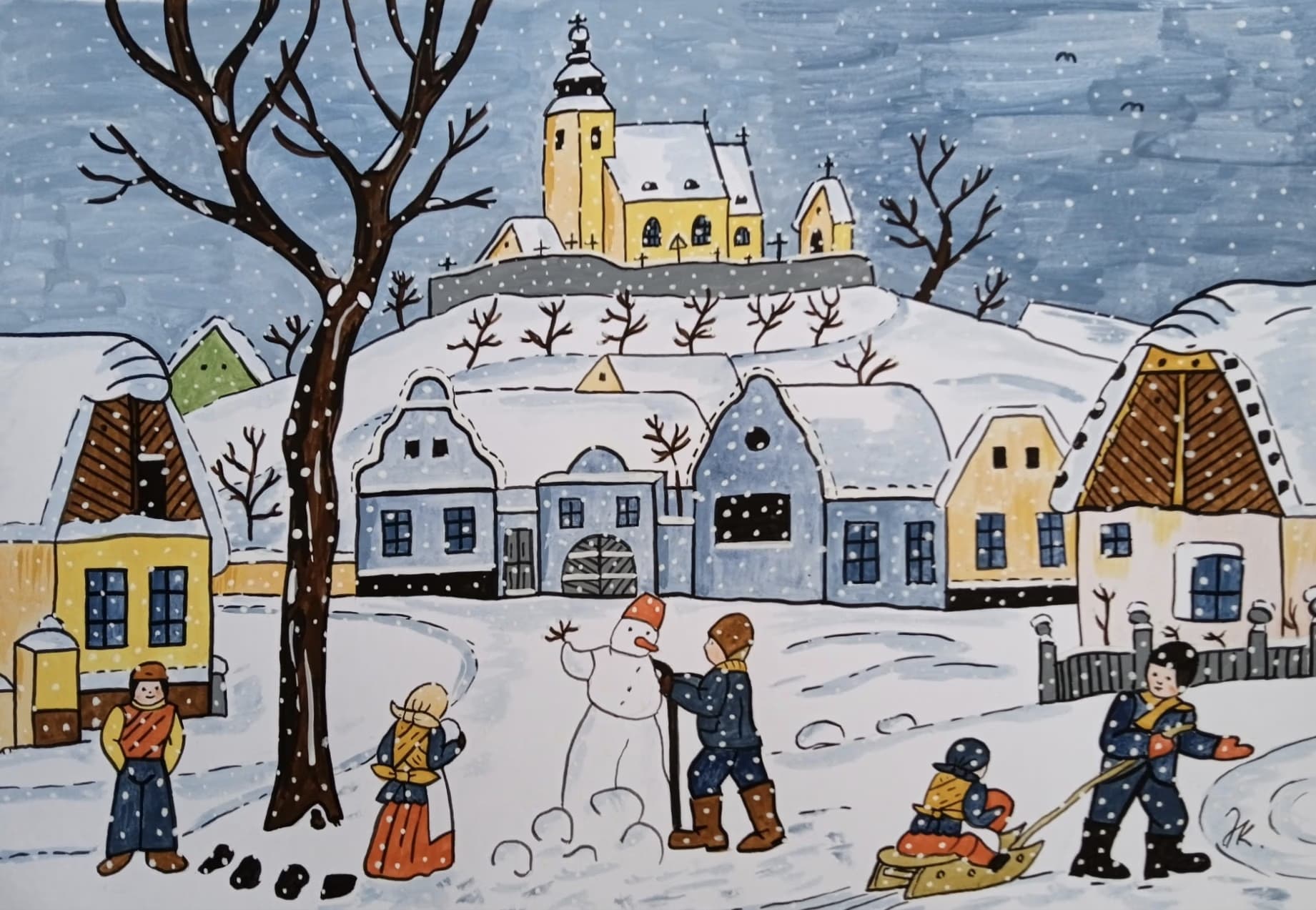 Zimowa ilustracja przedstawia dzieci bawiące się w zaśnieżonej wiosce pod kościołem na wzgórzu.